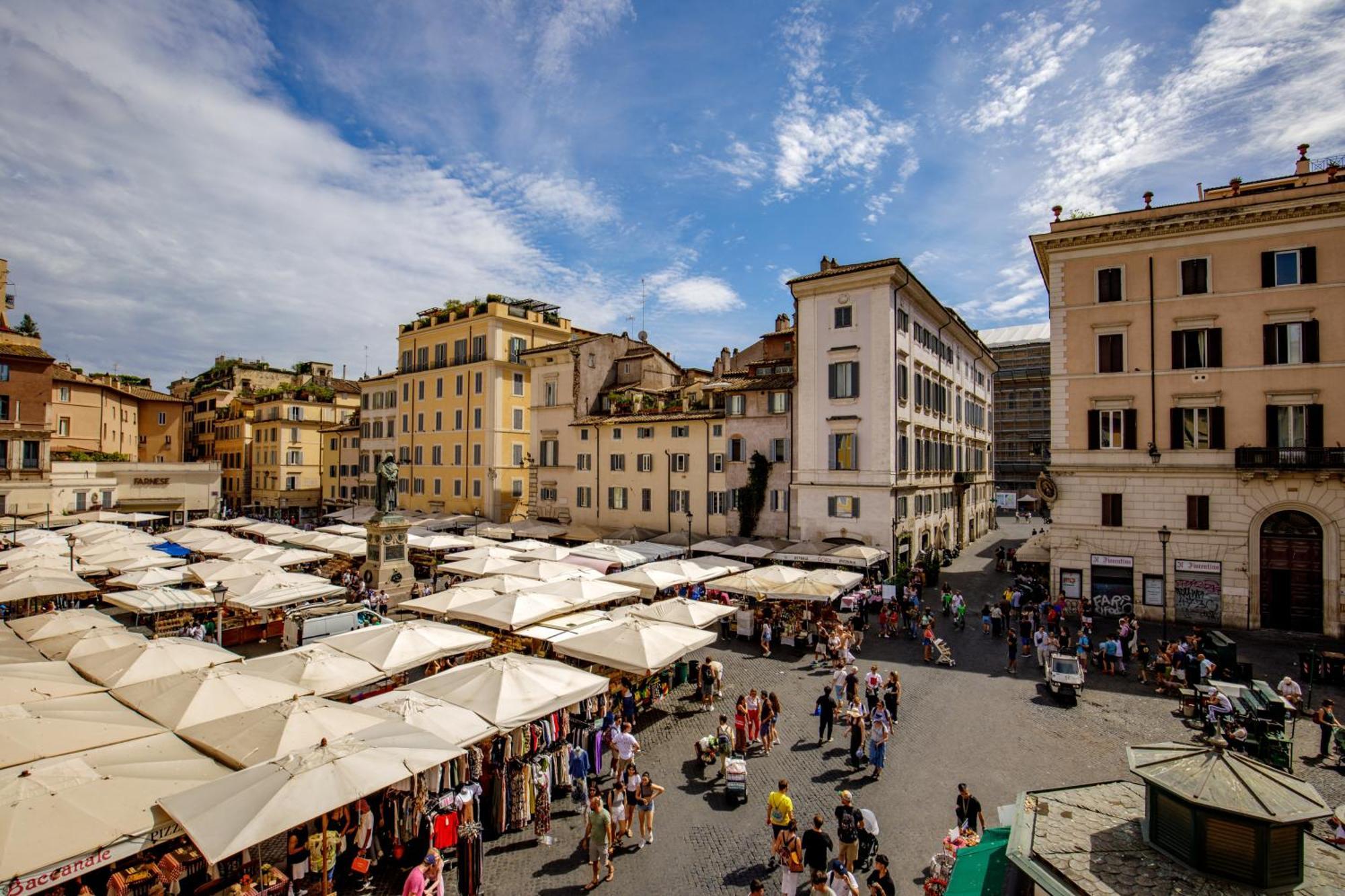 Boutique Campo De' Fiori 3* Rome